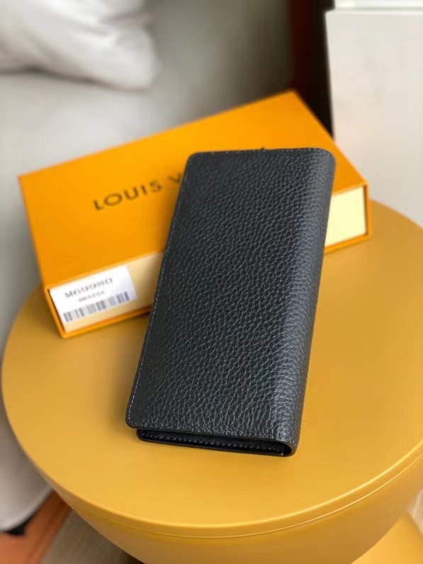 l0*is V*t0n brazza wallet