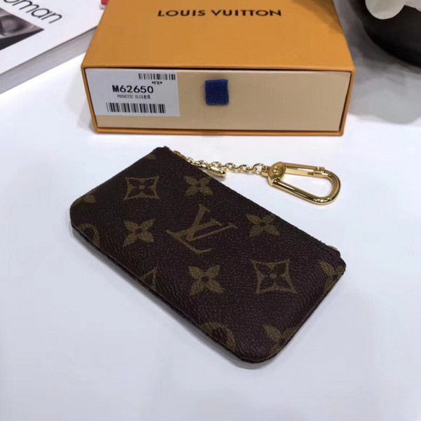 l0*is V*t0n coin purse