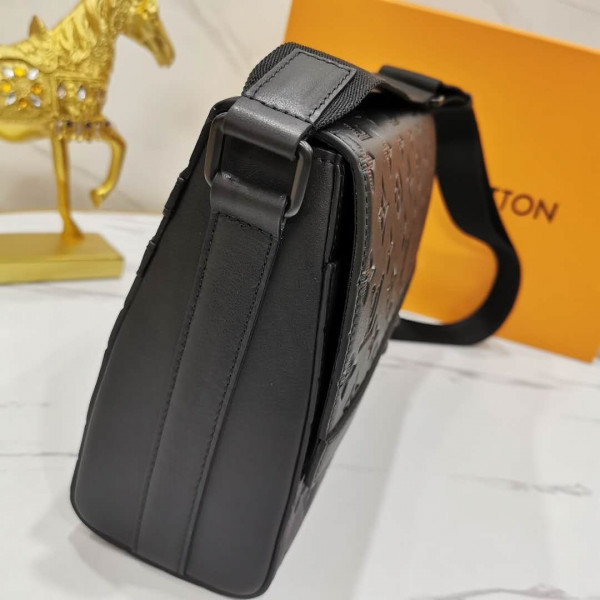 l0*is V*t0n spring messenger