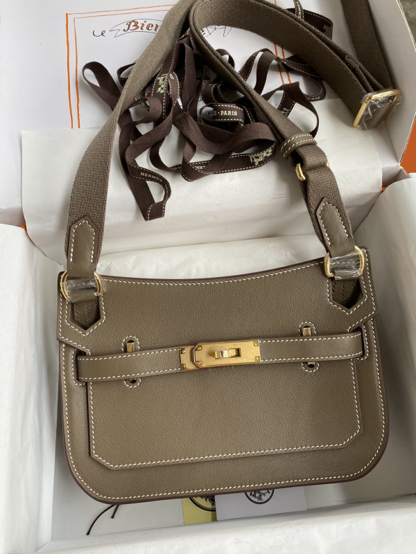 H**mes jypsiere mini bag in swift leather gris meyer