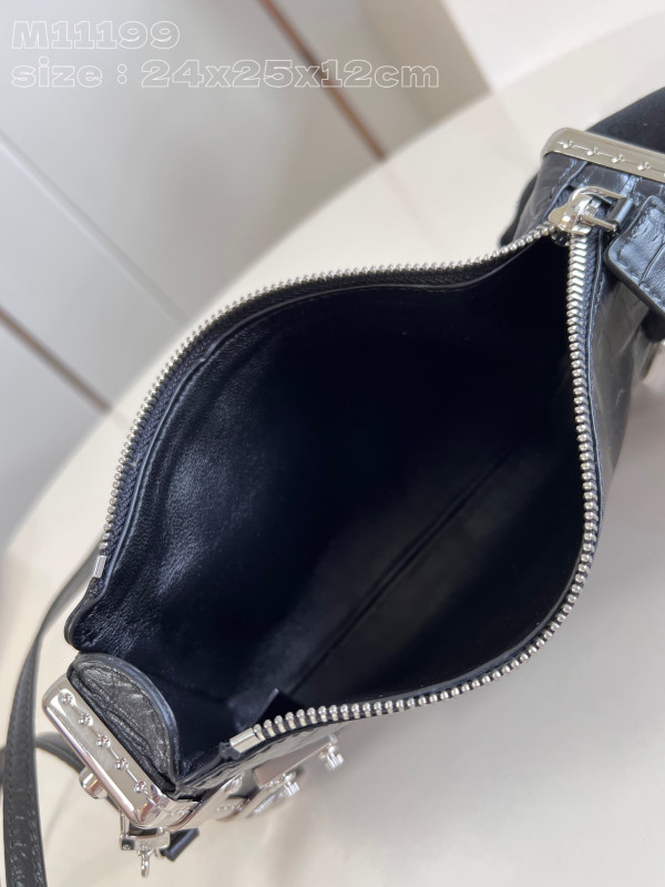 l0*is V*t0n slim trunk-23*12*4cm