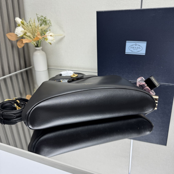 Pra*a medium carey leather bag-30*31*6.5cm