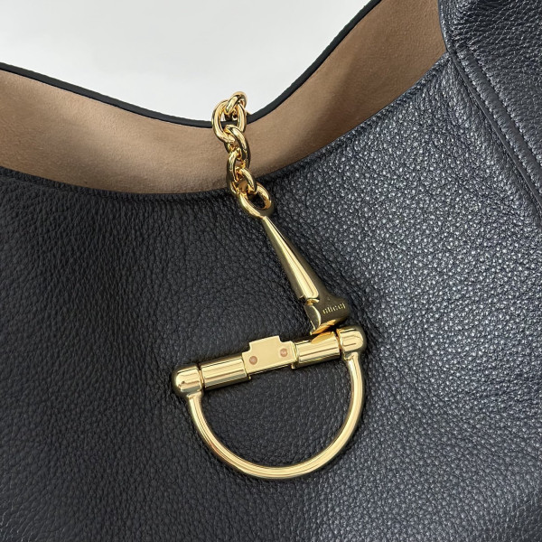 G*u*i softbit maxi shoulder bag