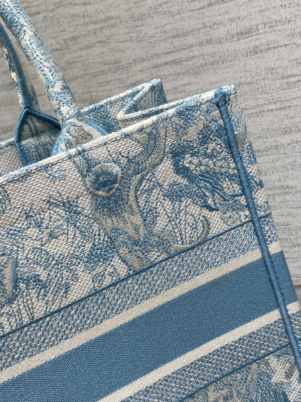 MEDIUM DIRO BOOK TOTE-36.5X27.5X16.5CM