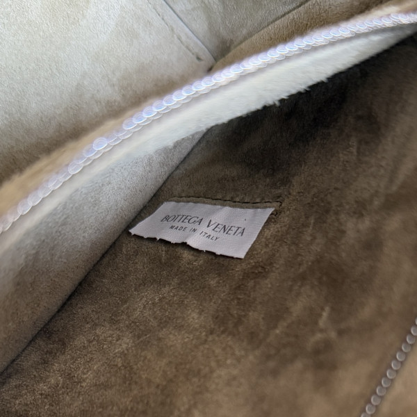 bo*te*ga Ve*ne*ta arco camera bag -28*18*9cm