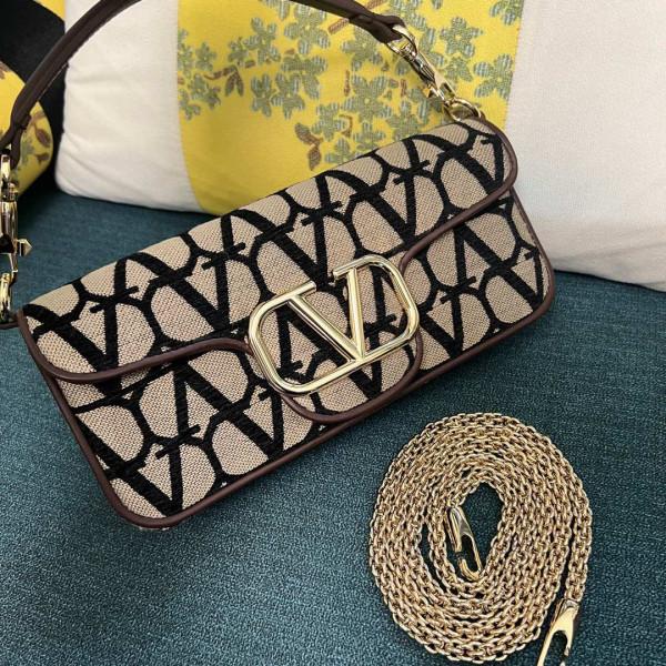 VALENTINO LOCÒ SHOULDER BAG